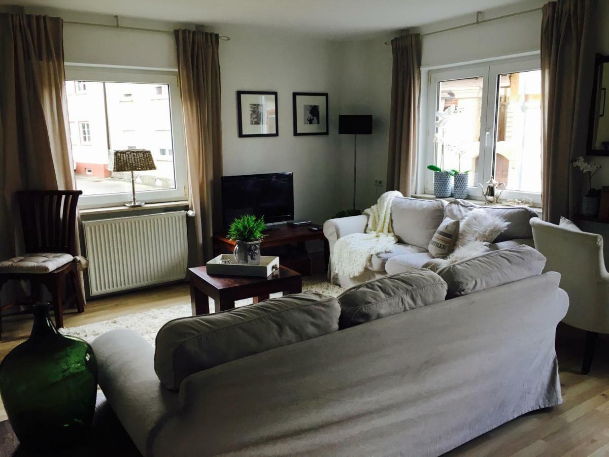 Gaestehaus Sellemols Ferienwohnung Korbmacher Heuchelheim-Klingen Buitenkant foto